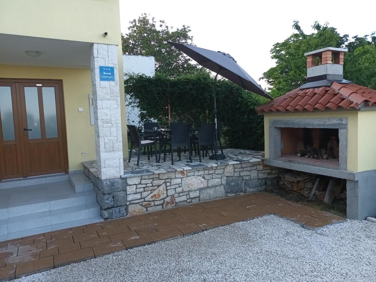 Lulic Apartment Labin  Exterior photo