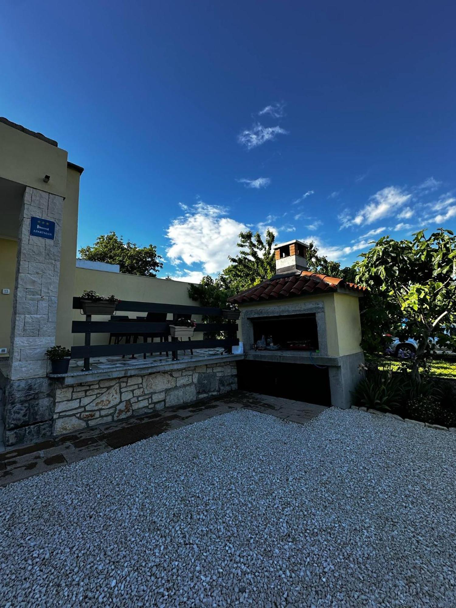 Lulic Apartment Labin  Exterior photo