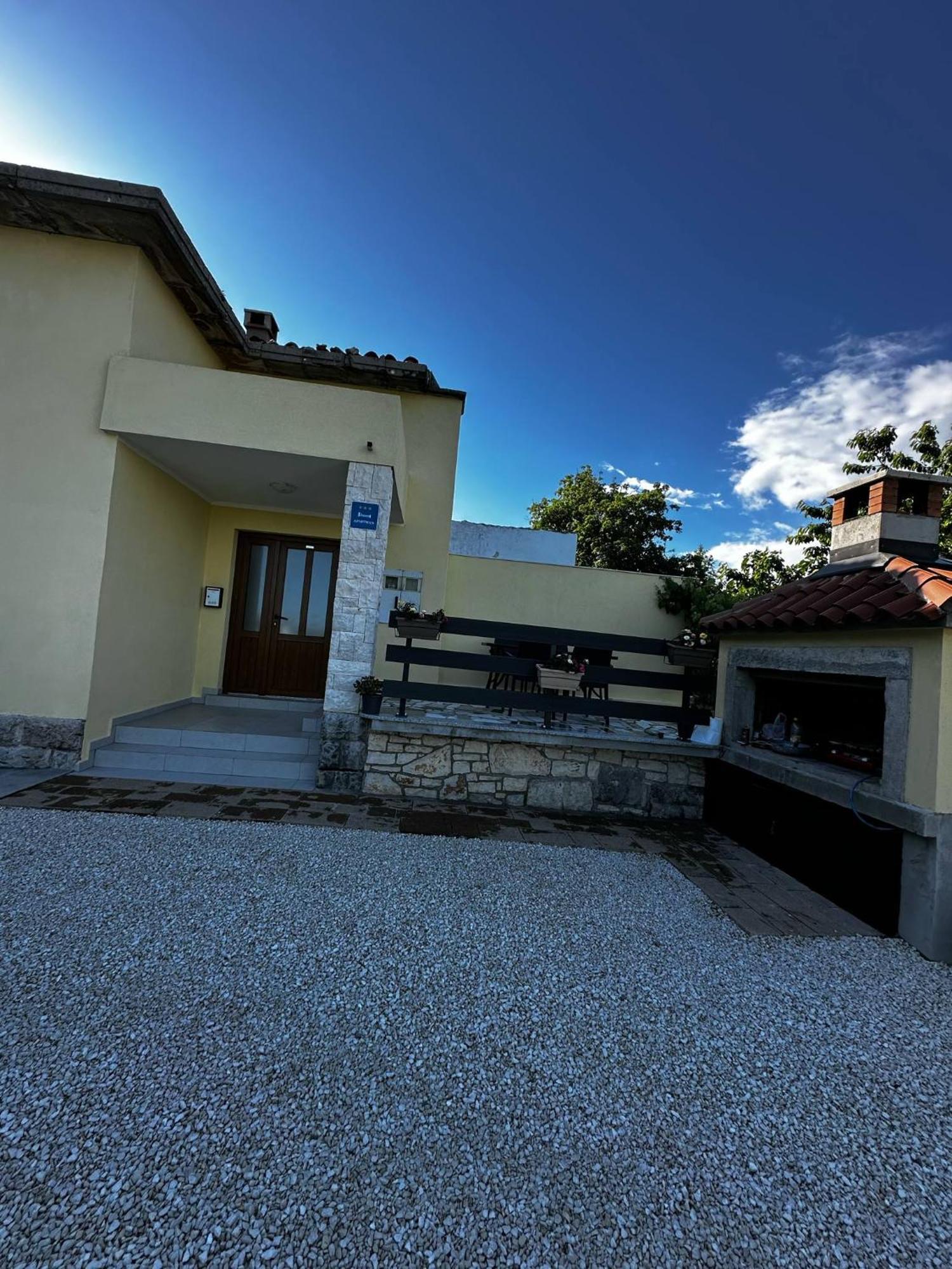 Lulic Apartment Labin  Exterior photo